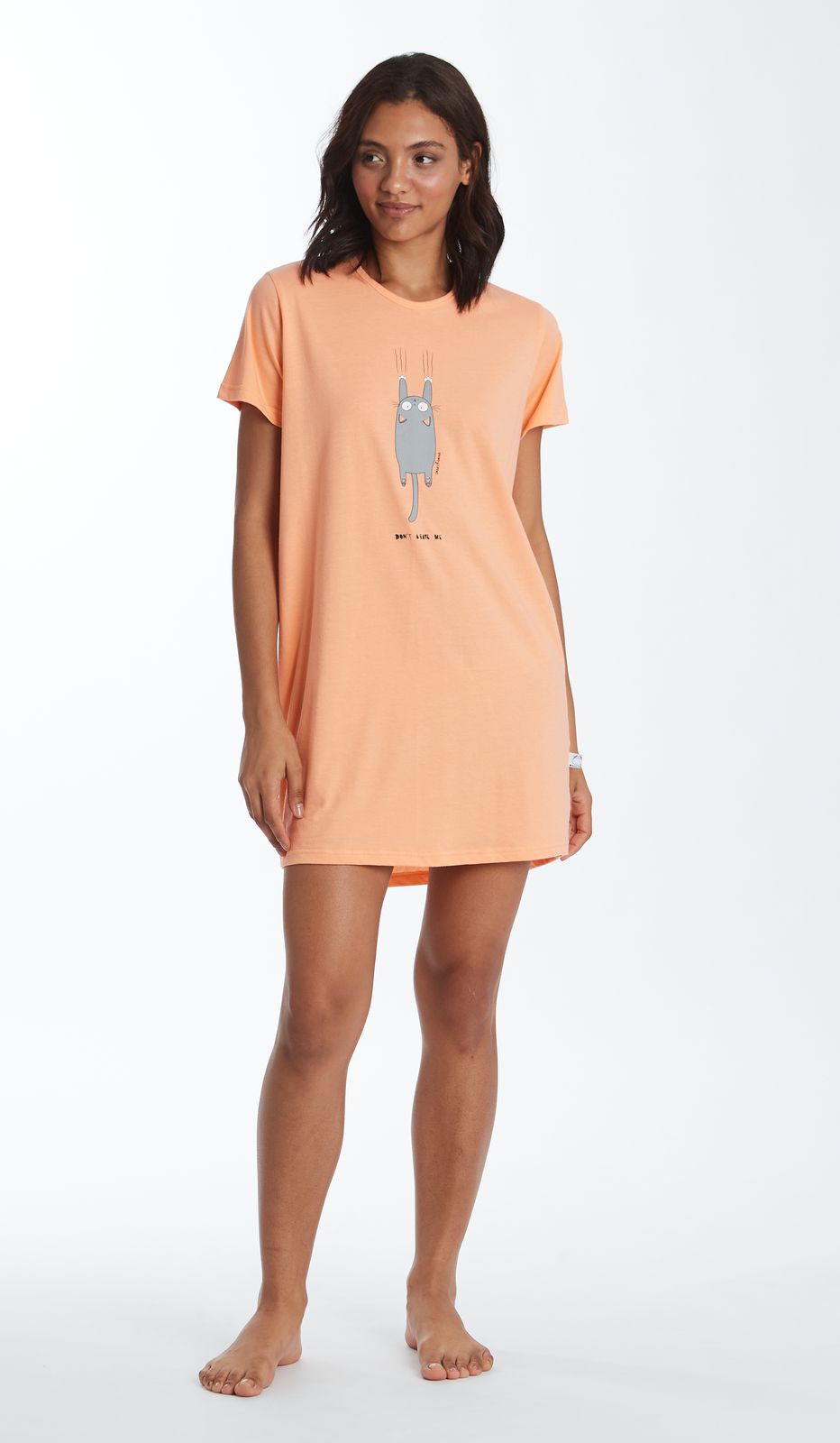 Maxi Maglia "Leave" Donna: 100% Cotone, Eleganza e Comfort si Fondono tra le Foglie!