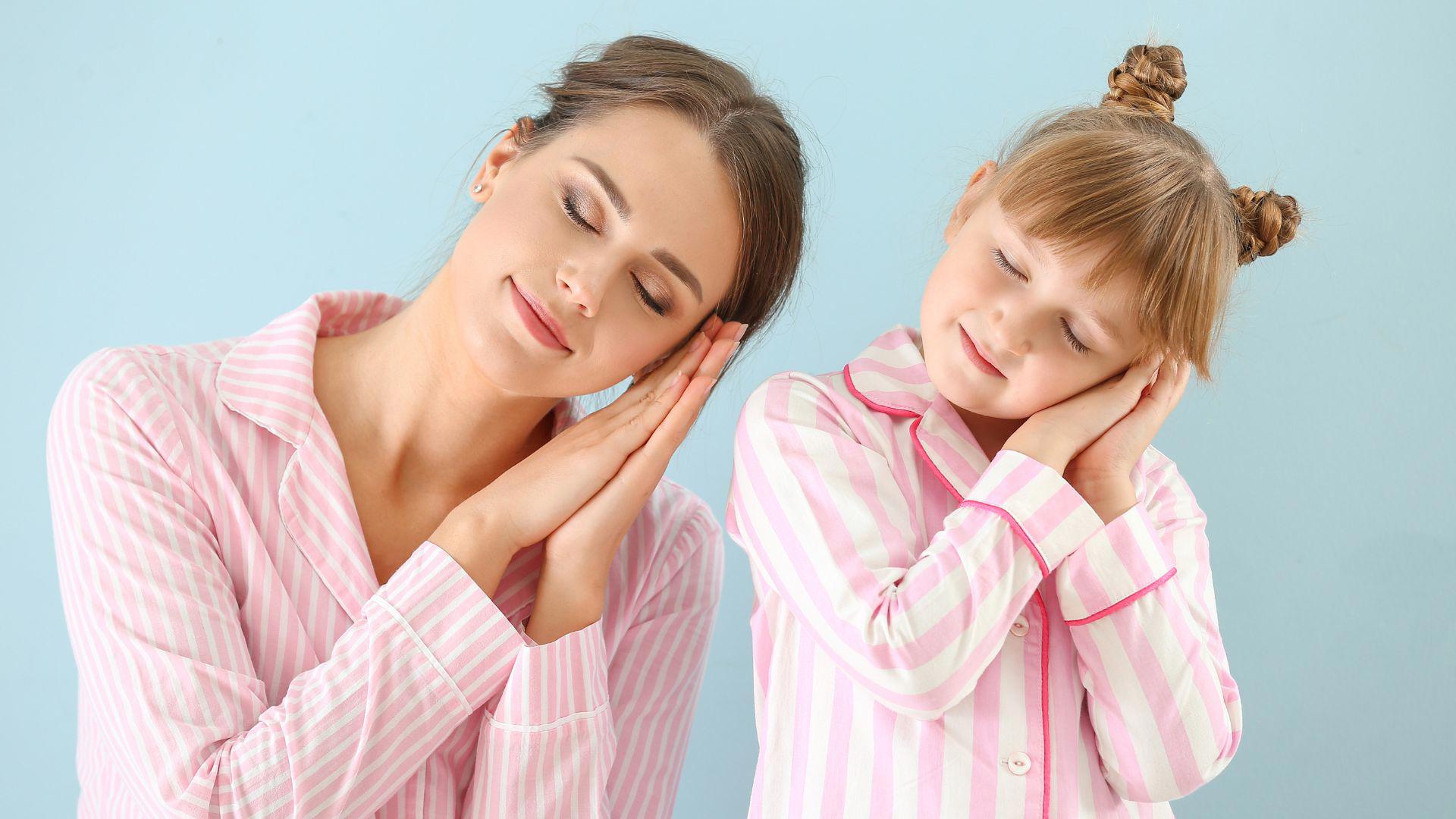 L’Importanza di un Pigiama di Qualità: Perché non è Solo “Qualcosa da Mettere per Dormire”